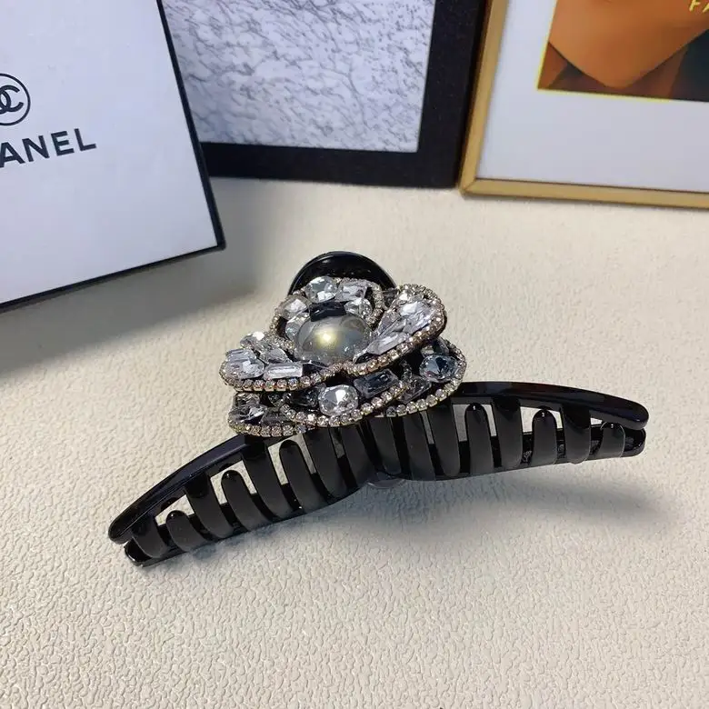 Chanel Hair Grab Clip  (6)